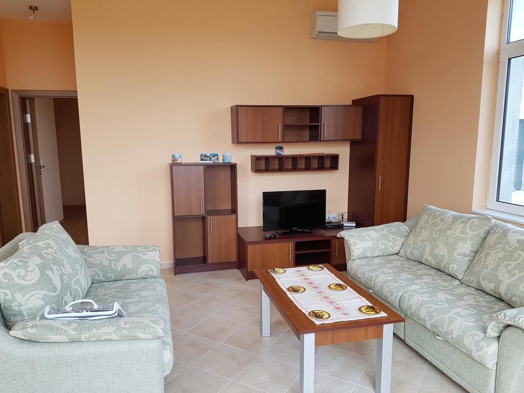 Villa Ketli Apartment Bliznatsi エクステリア 写真